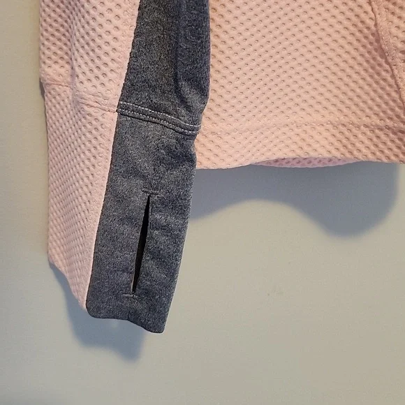 Calvin Klein Performance Jacket - Picture 9 of 10